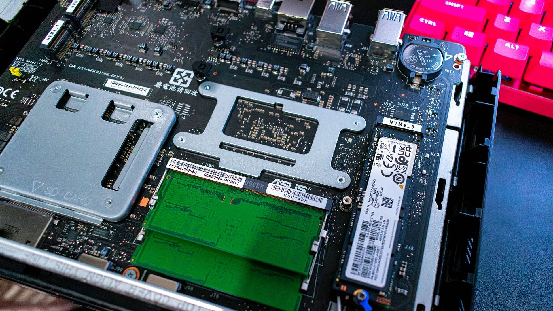 asus rog Nuc