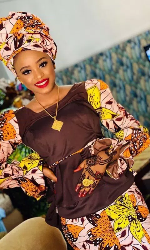 Hausa Skirt and Blouse Styles Capture d'écran 3